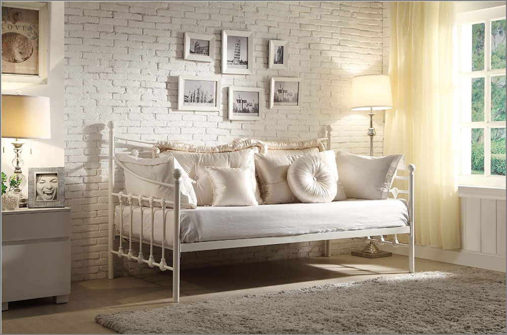 Avon Day Bed